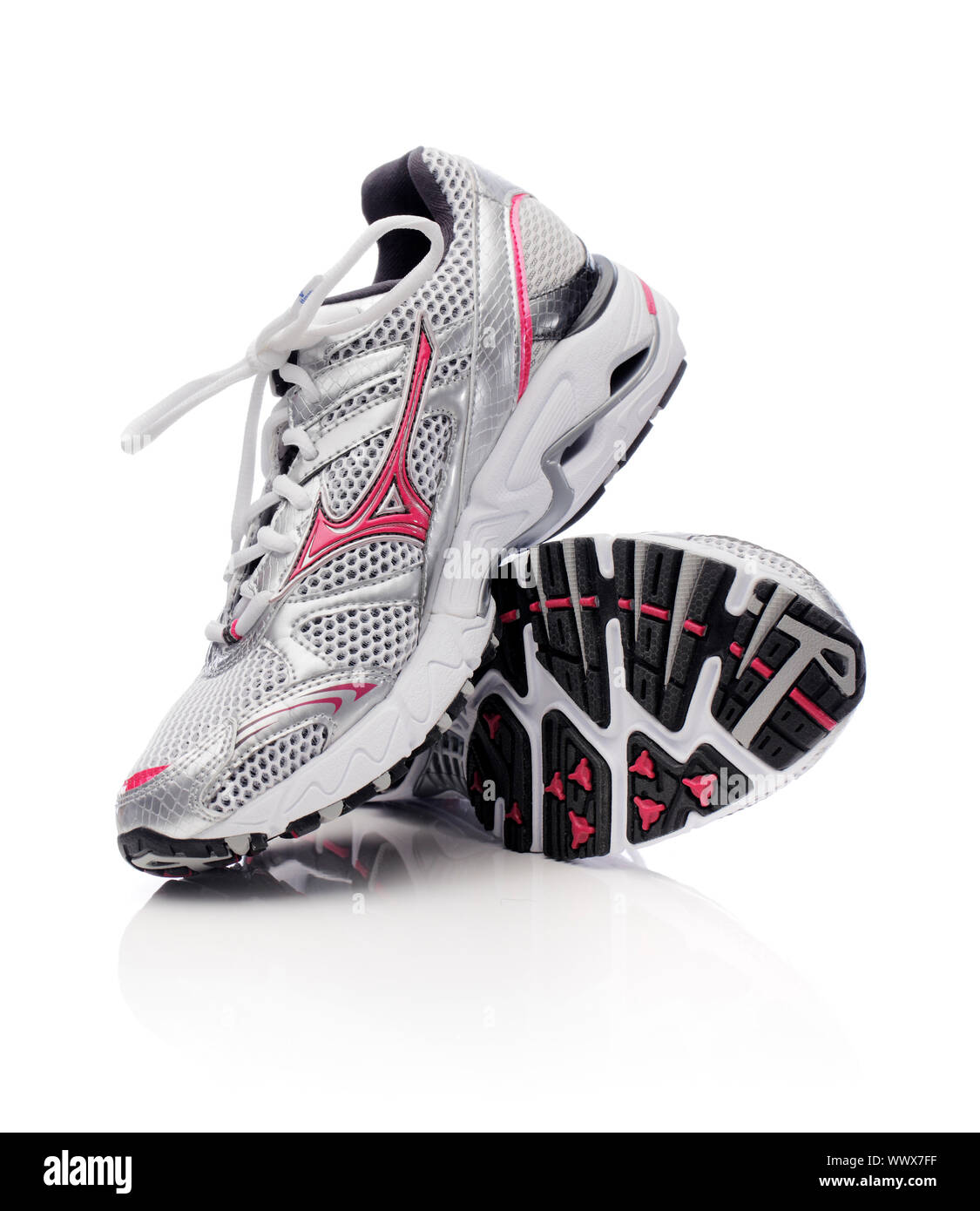 Mizuno marque hotsell