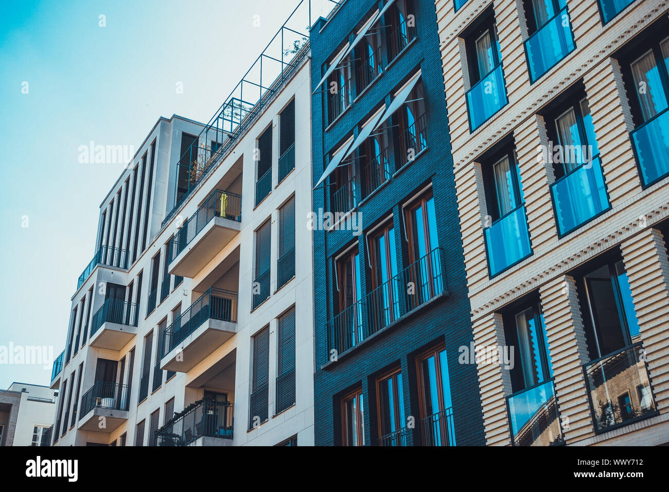 Maisons chères aux façades colorées Banque D'Images