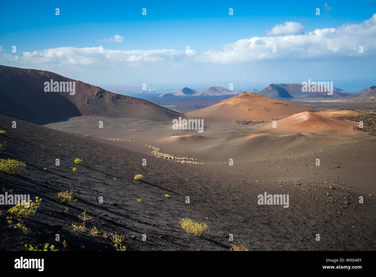 Paysage volcanique au Parc National de Timanfaya, Lanzarote, îles Canaries, Espagne Banque D'Images