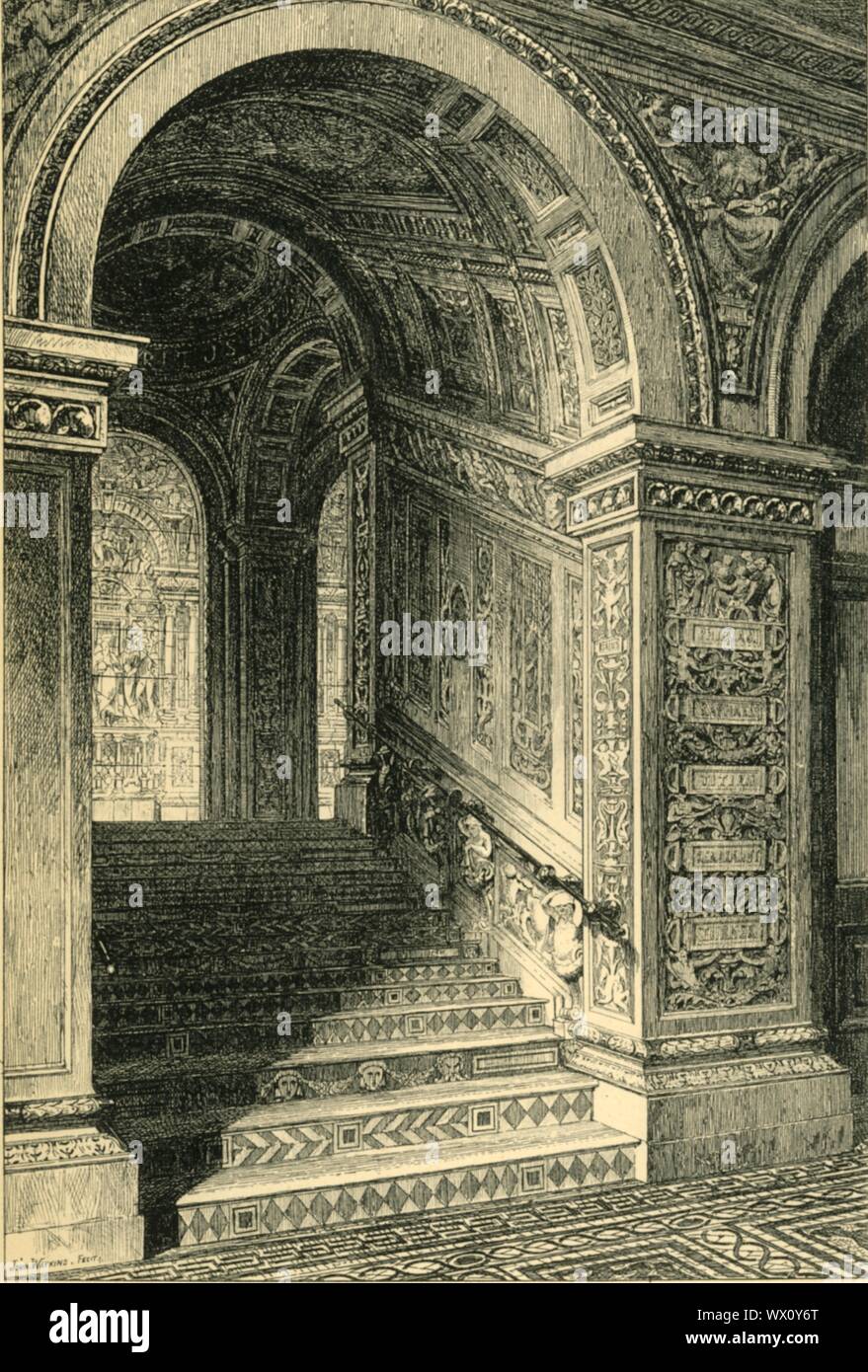 'Escalier de l'Ouest, menant à la galerie céramique', c1876, (1881). L'Escalier de l'Ouest dans le South Kensington Museum, décorées avec Frank Moody's Ceramic Tile pavement en mosaïques, avec des panneaux de céramique sur les murs. Cinq panneaux sur le droit porter les inscriptions 'oasis', 'RAPHAEL', 'TITIEN', 'REMBRANDT' et 'TURNER'. Les Della Robbia ware, une version moderne d'une technique de la Renaissance, a été produit par la société céramique anglaise Minton, Hollins &AMP ; Co. de "La South Kensington Museum", un livre d'illustrations gravées, avec des descriptions, des œuvres d'art de la collection de la vic Banque D'Images