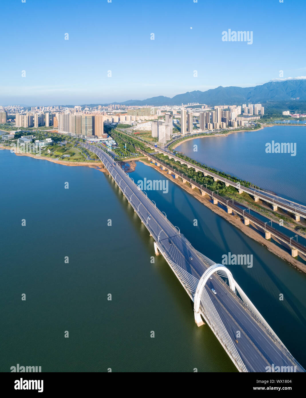 À pont la ville Banque D'Images