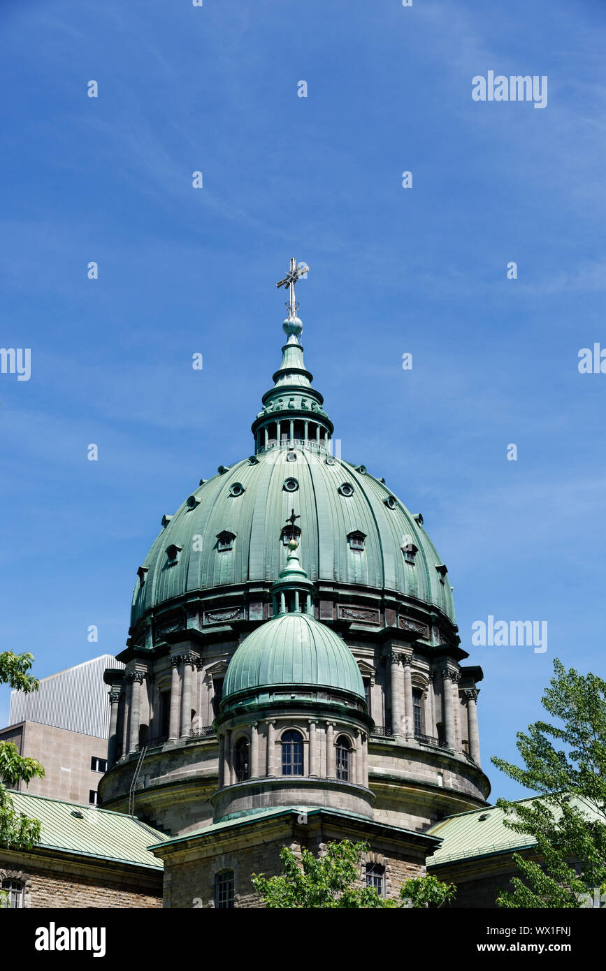 Le dôme de la Marie Reine du Monde à Montréal, Québec Banque D'Images