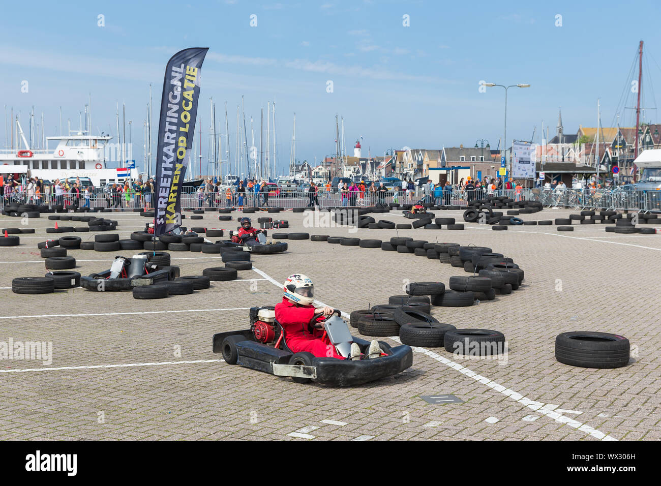 Courses de kart à une fête nationale dans le port d'Amsterdam, Pays-Bas Banque D'Images