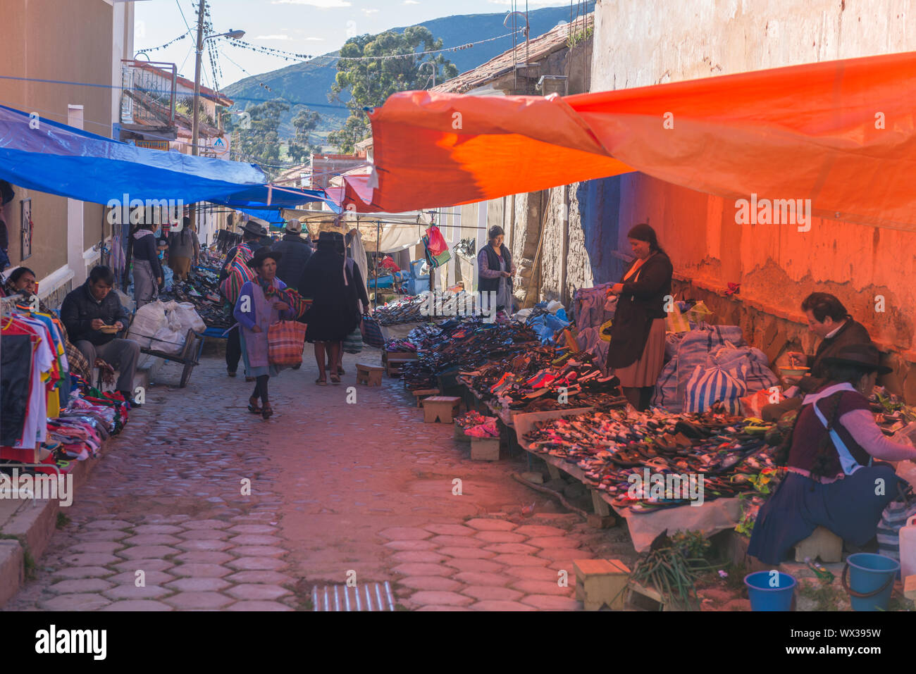 Marché du dimanche de Tarabuco occupé, ministère Sucre, Bolivie, Amérique Latine Banque D'Images