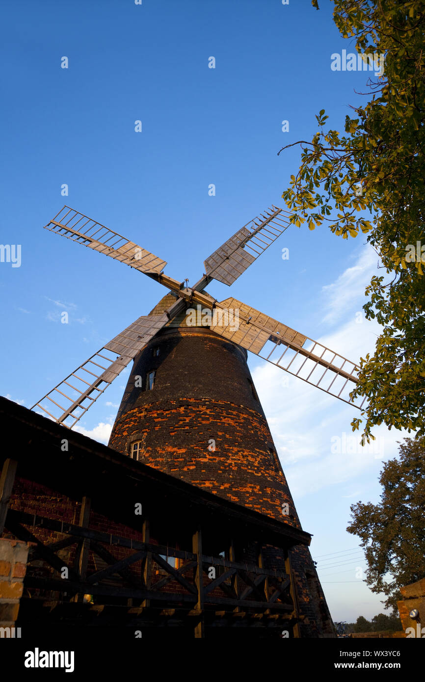 Vieux moulin à vent Banque D'Images