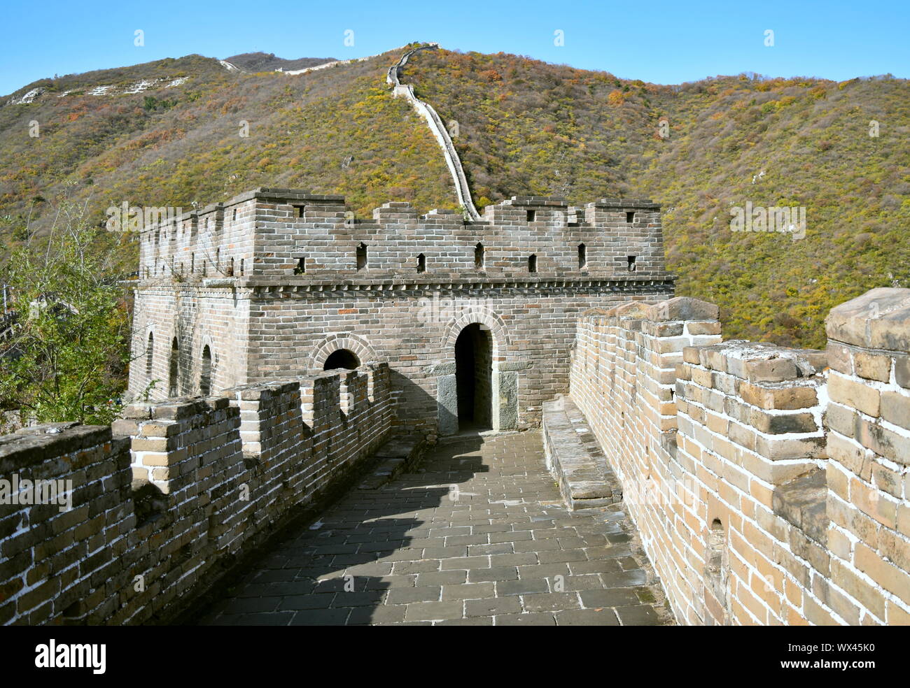 Grande Muraille de Chine chemin de Watch Tower, Mutianyu, Chine Banque D'Images