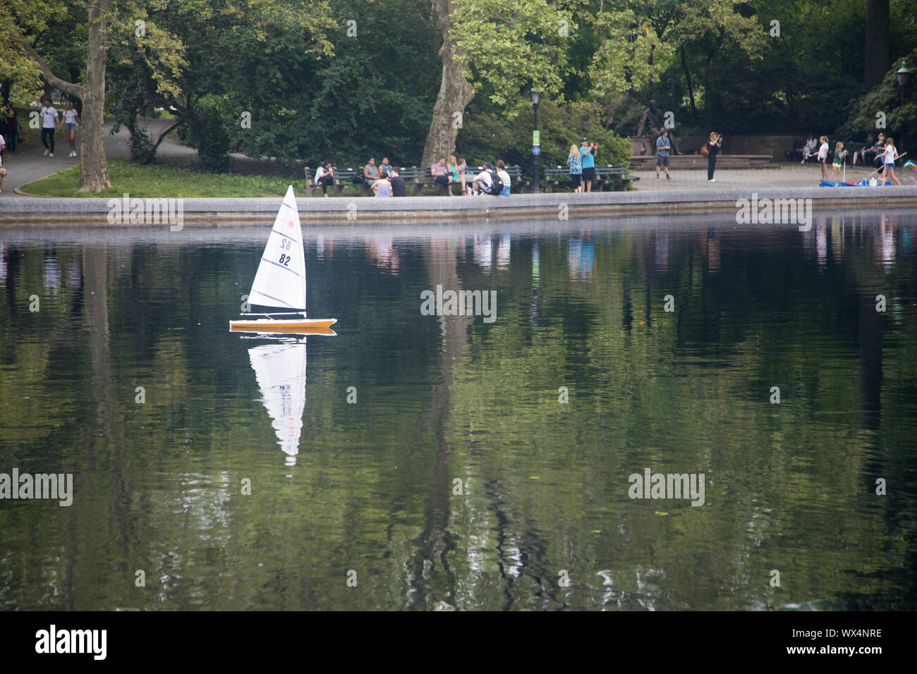 New York, USA - Le 16 juin 2019 : bateau à voile à Central Park, à Manhattan Banque D'Images