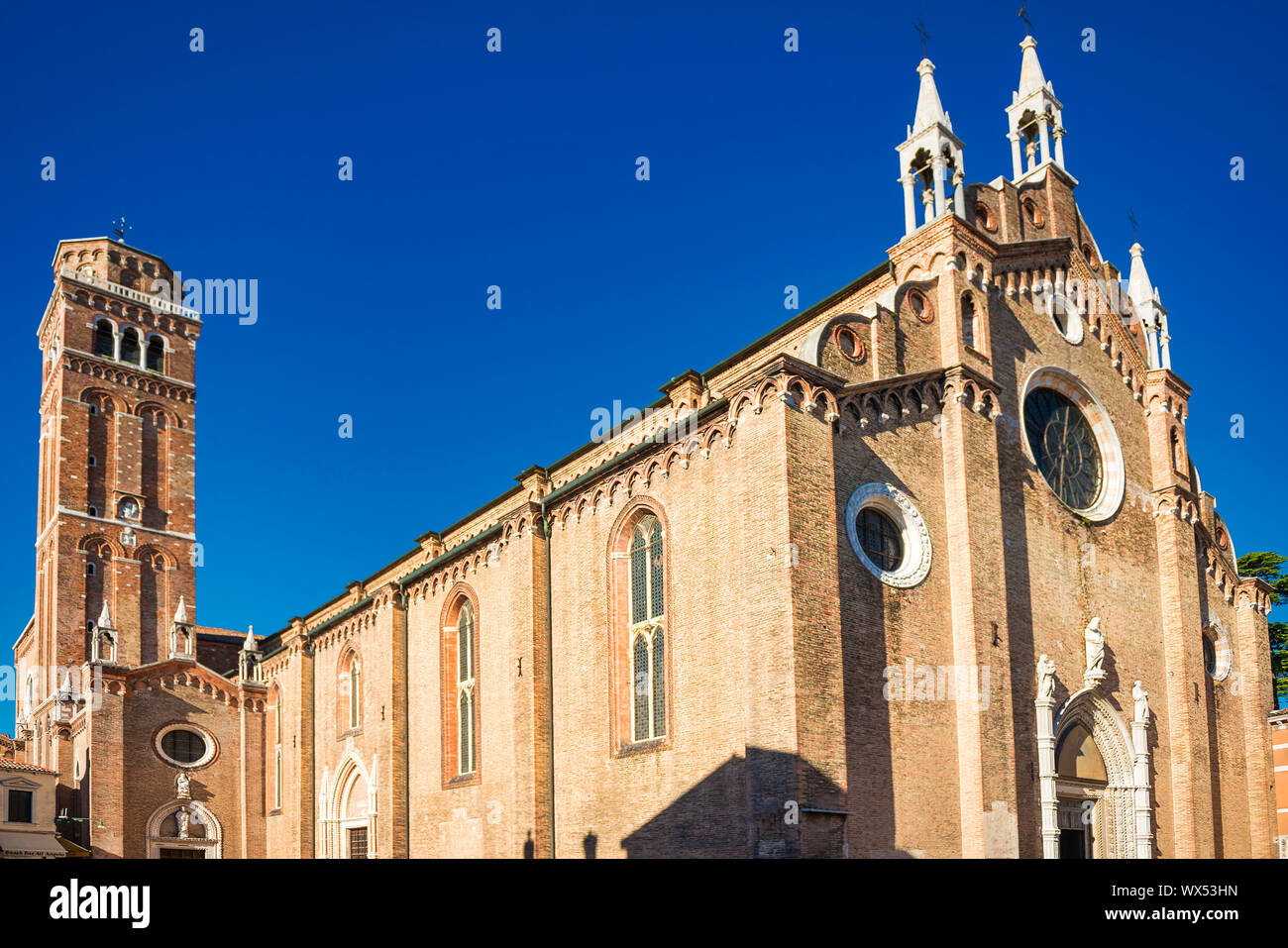 Basilique Santa Maria Gloriosa dei Frari à Venise Banque D'Images