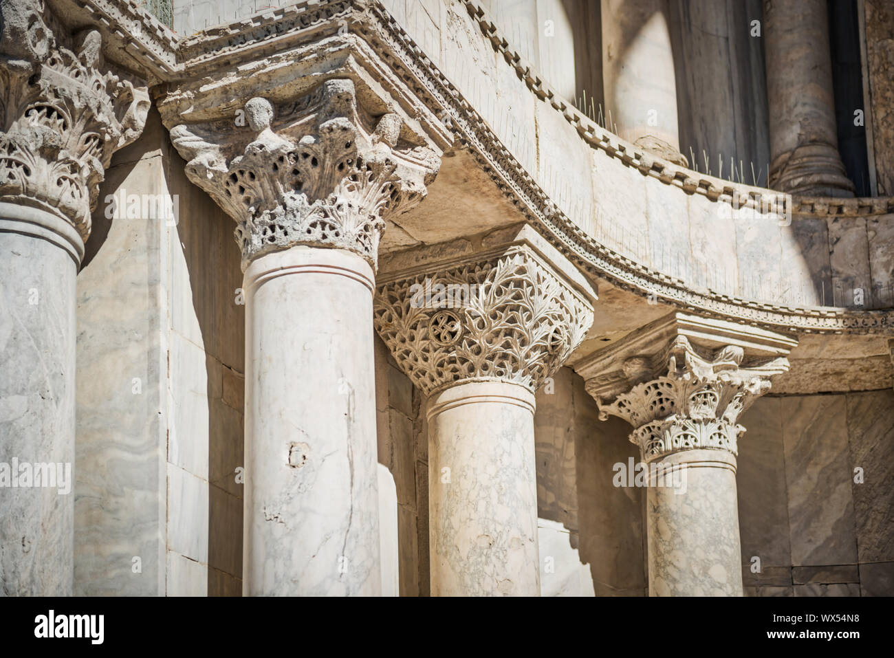 Vue rapprochée de colonnes de marbre Banque D'Images