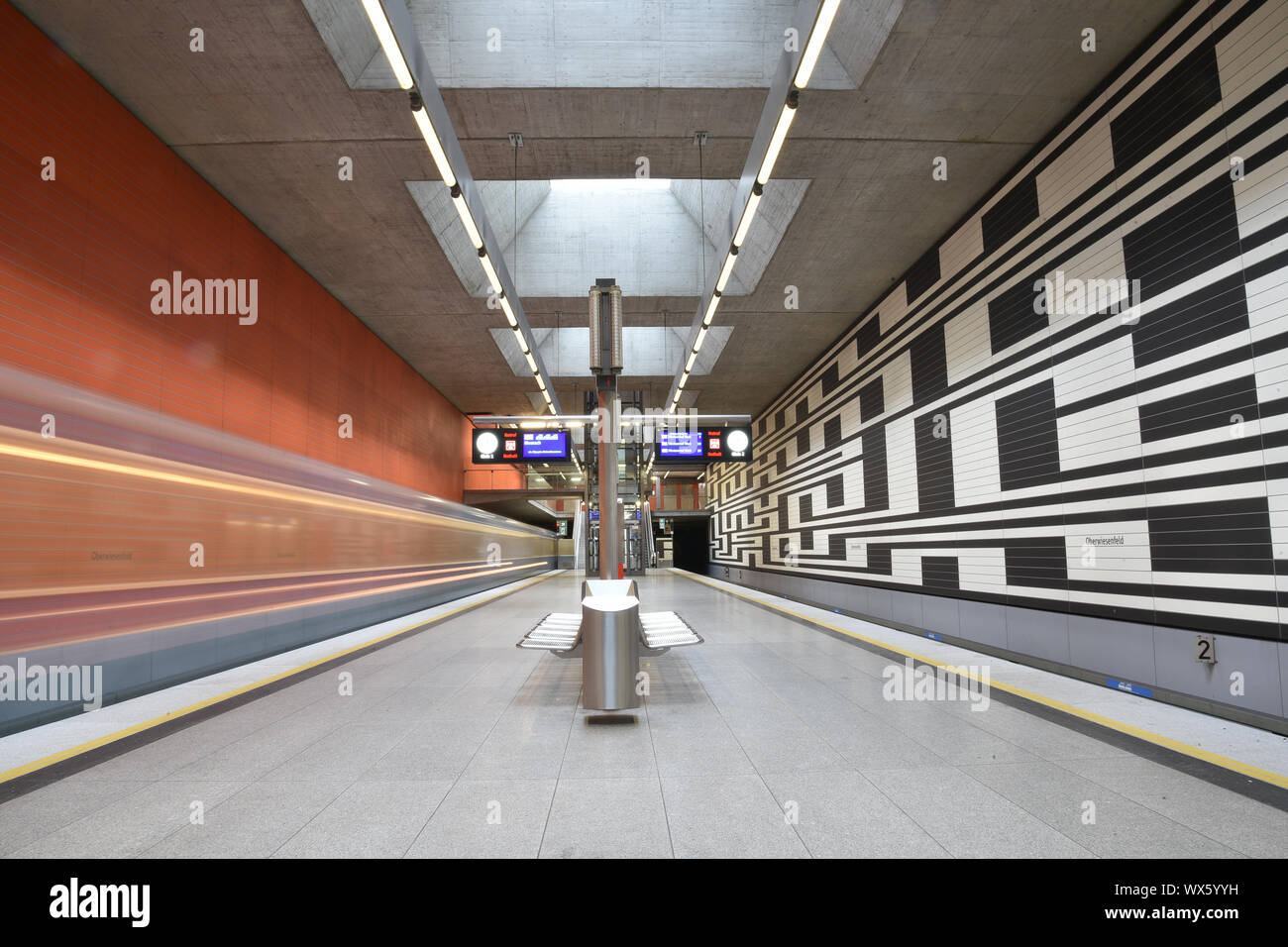 La station de métro Oberwiesenfeld 02 Munich, Bavière, Allemagne Banque D'Images