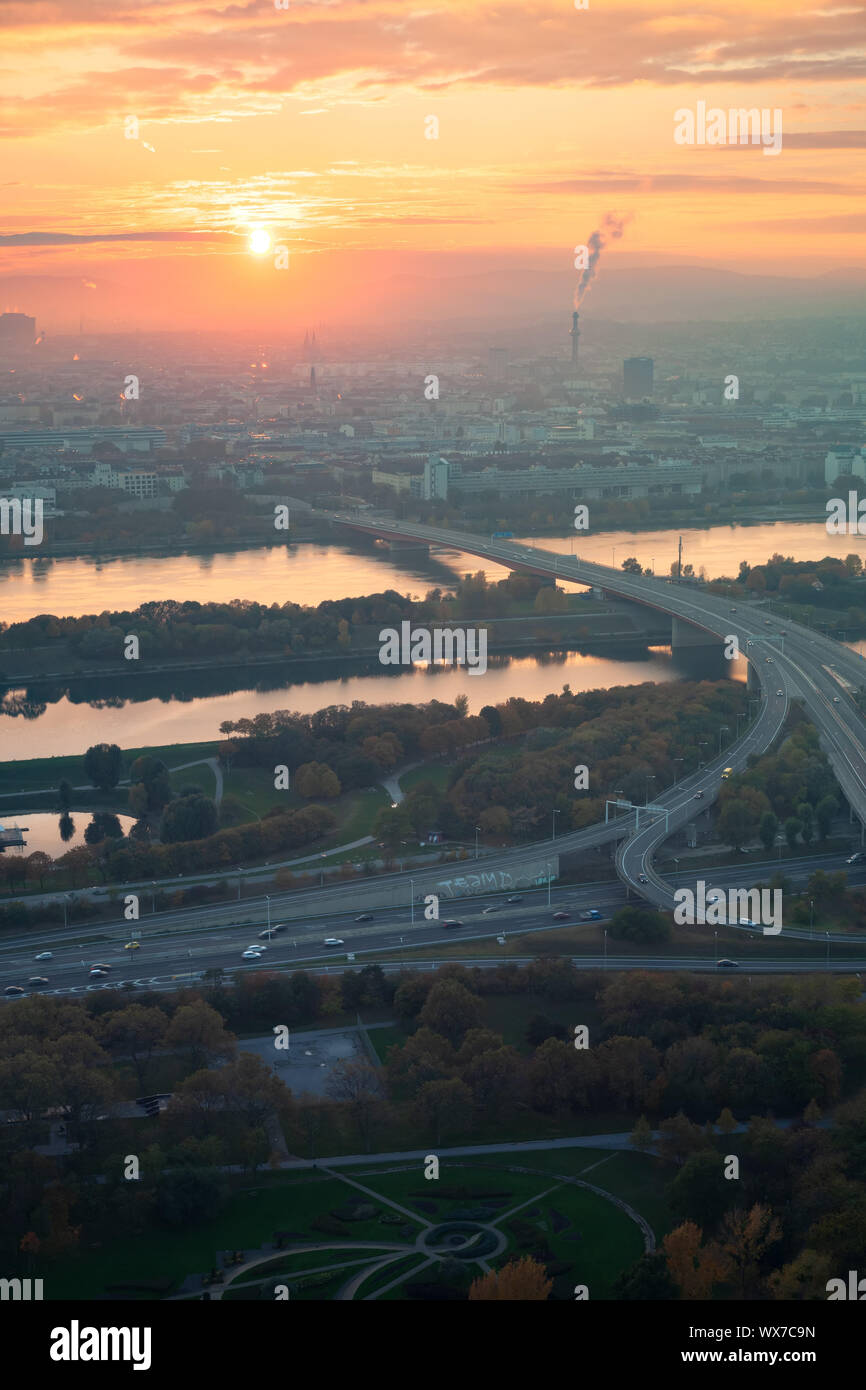 Magnifique coucher de soleil sur Vienne Banque D'Images
