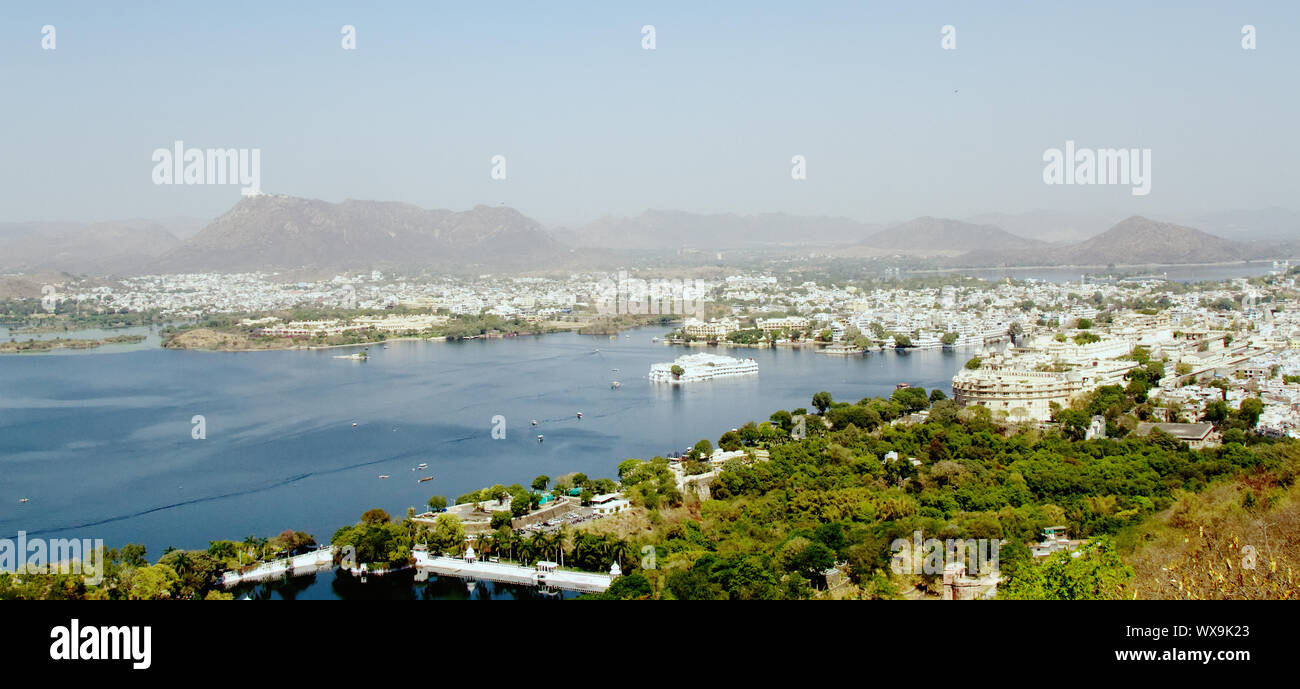 Le Snow-white ville d'Udaipur, Aerial Survey Banque D'Images