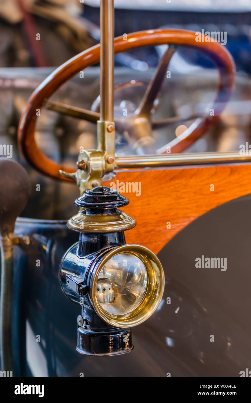 Voiture Vintage - technologie historique Banque D'Images