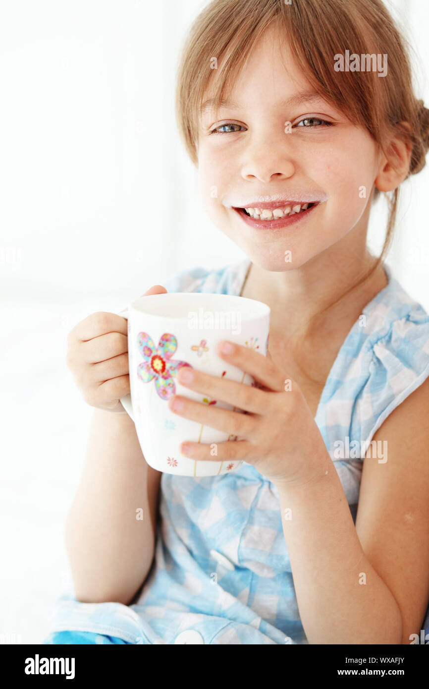 Enfant à la maison Banque D'Images