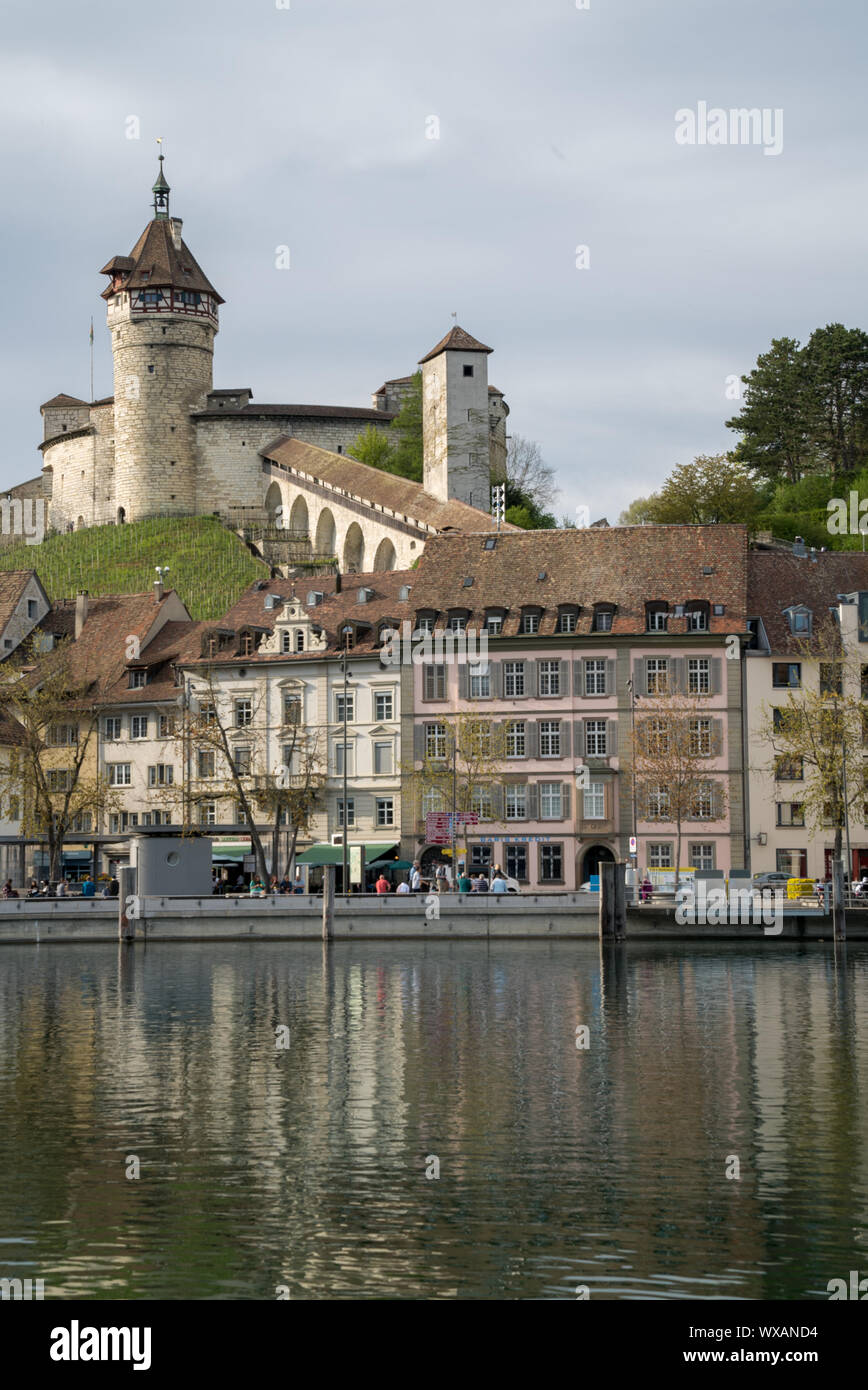 Schaffhausen, SH / Suisse - 22 Avril 2019 : château Munot et du Rhin à Schaffhouse ville Banque D'Images