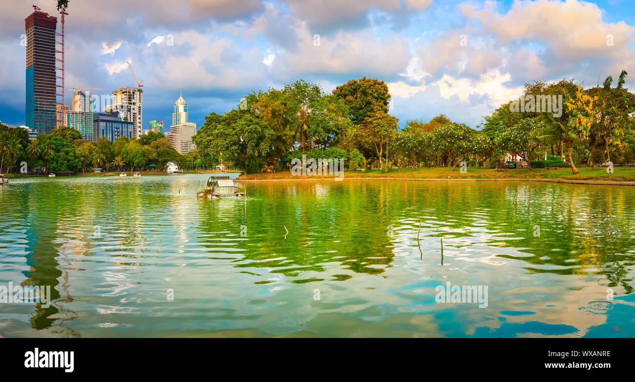 Vue panoramique de Bangkok. Le Parc Lumphini, Thaïlande. Panorama Banque D'Images