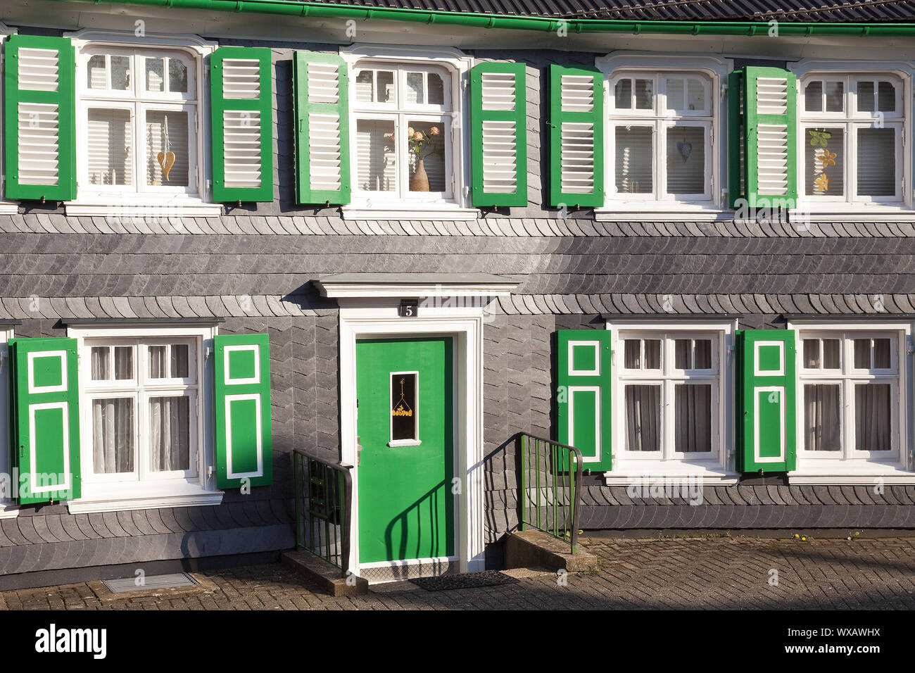 La façade est traditionnelle d'une maison à colombages est prévue, Radevormwald, région du Bergisches Land, Germany, Europe Banque D'Images