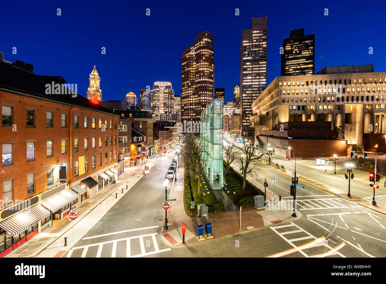 Le centre-ville de Boston cityscape coucher du soleil Banque D'Images