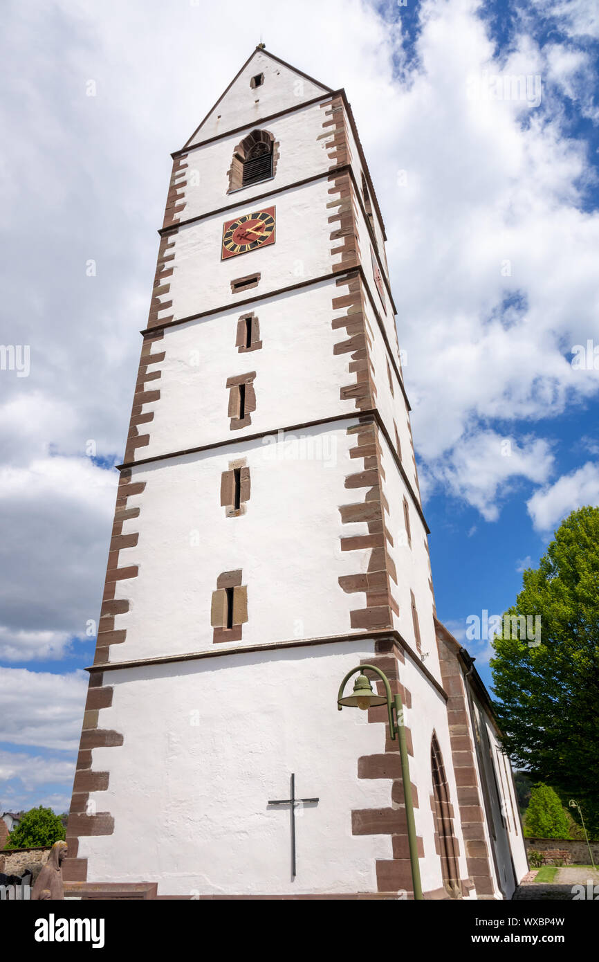L'église fortifiée à Bergfelden Allemagne du sud Banque D'Images