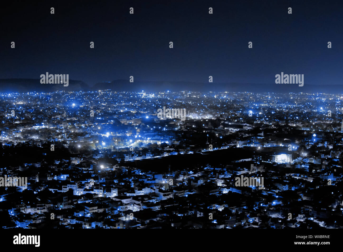 Une nuit vue aérienne de la ville de Udaipur Banque D'Images