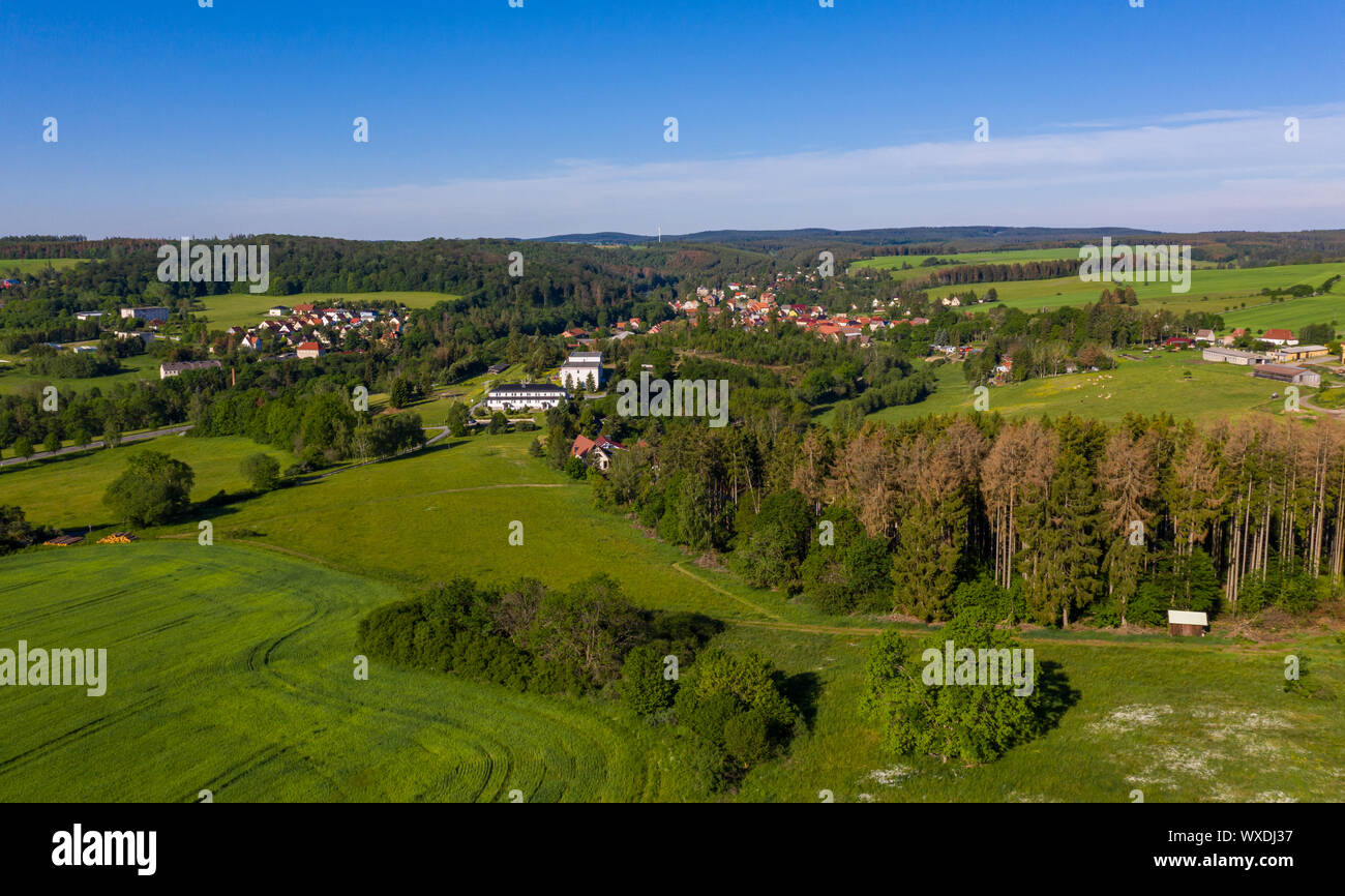 Photos aériennes du village de Ballenstedt Harz Banque D'Images
