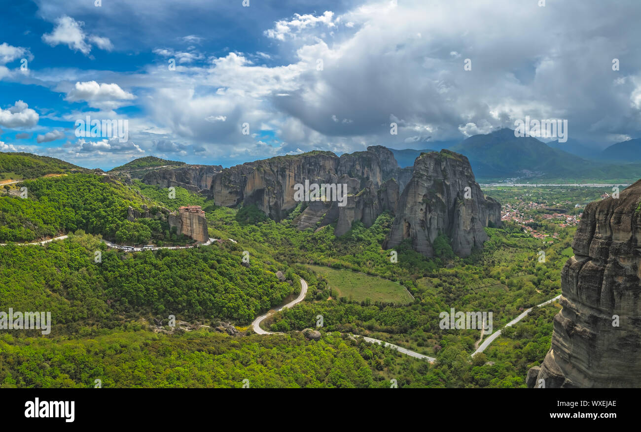 Roussanou monastère dans la vallée de météores Banque D'Images