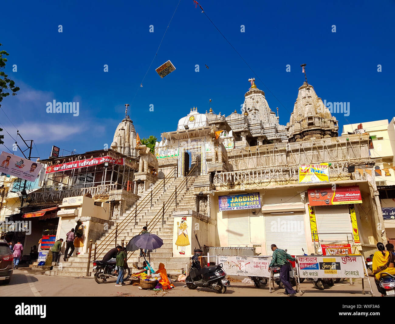 Jagdish Temple est un grand temple hindou au milieu d'Udaipur Banque D'Images