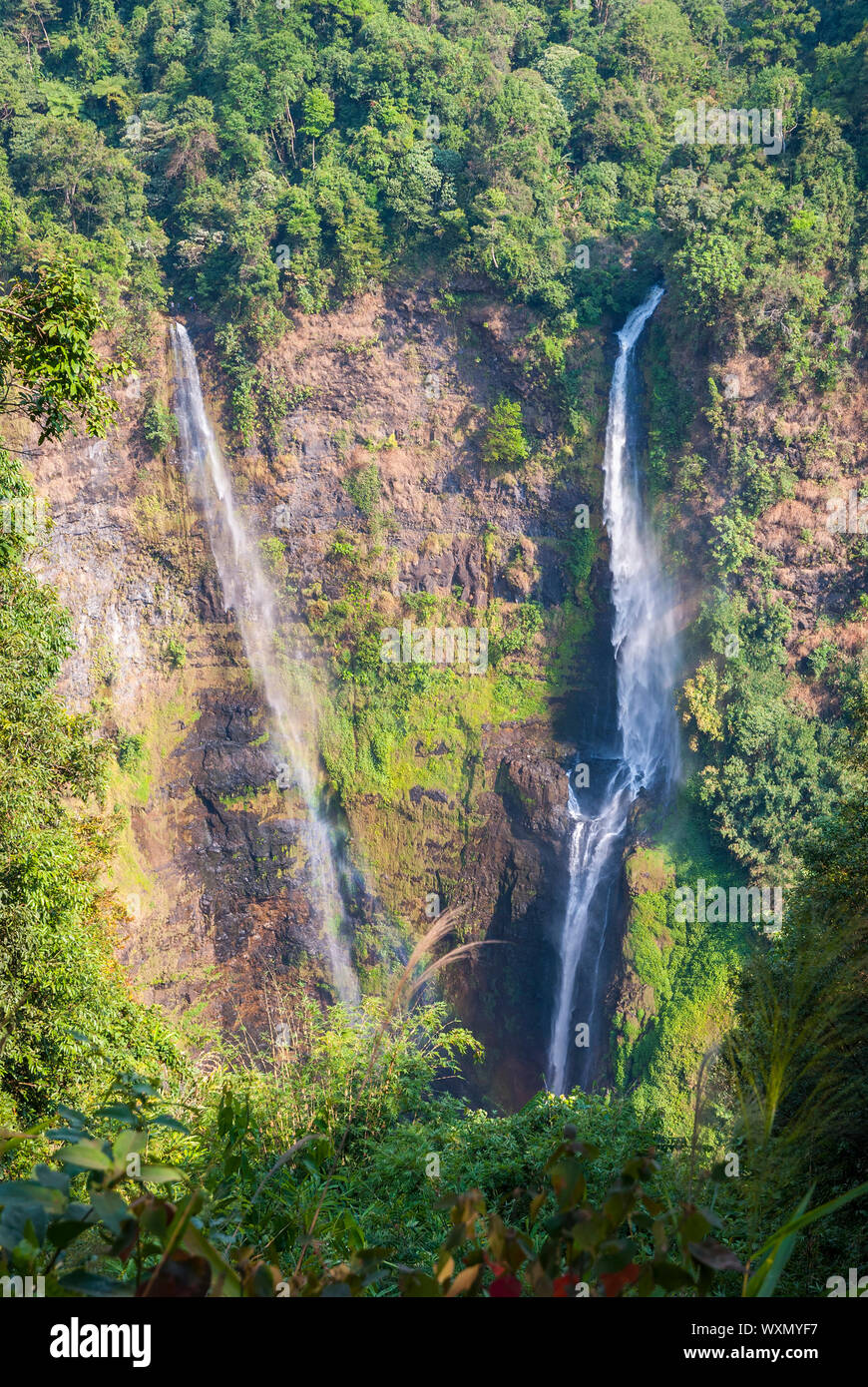 Superbe cascade de Tad Fane, ci-dessus, le Laos Paksong Banque D'Images