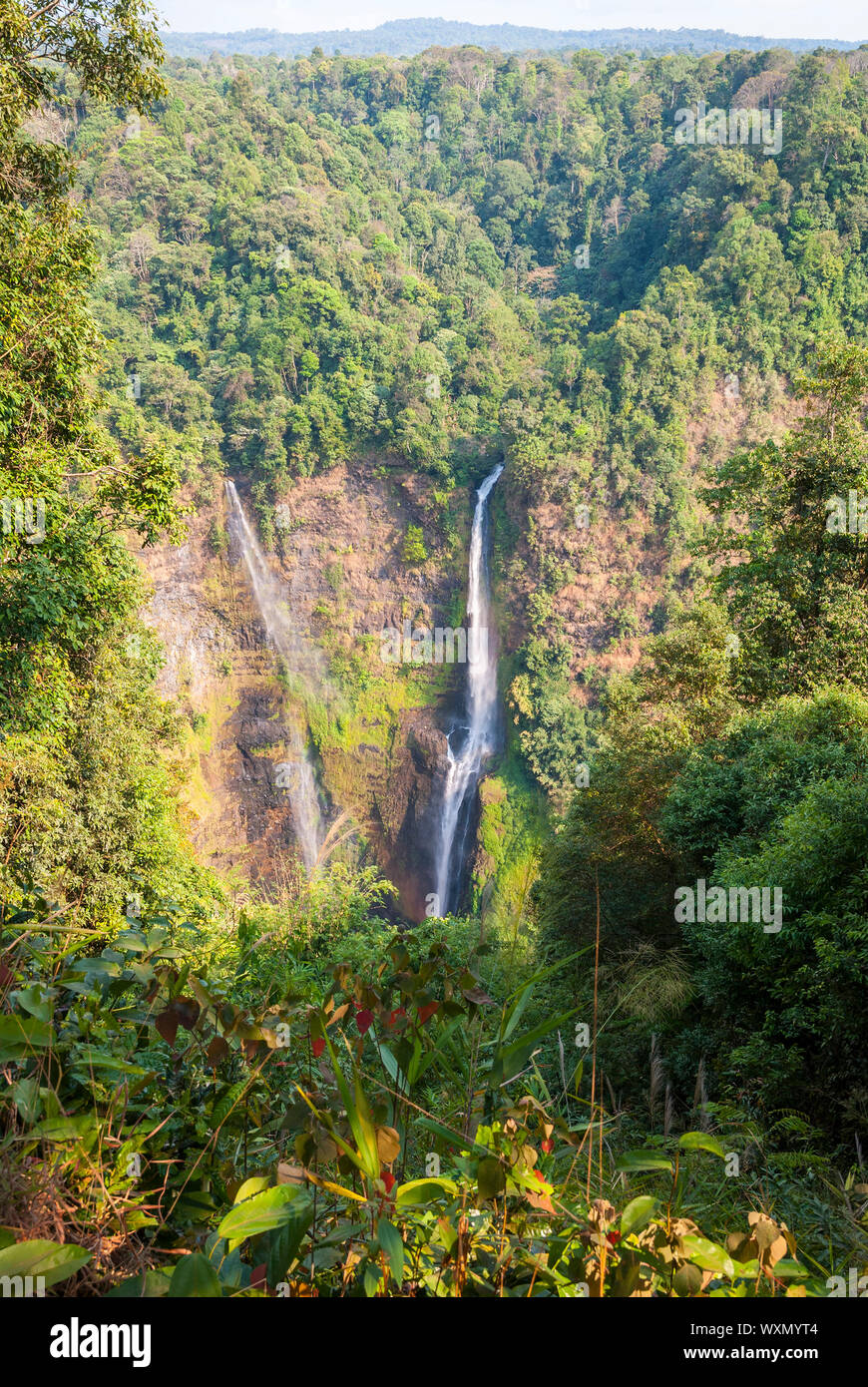 Superbe cascade de Tad Fane, ci-dessus, le Laos Paksong Banque D'Images