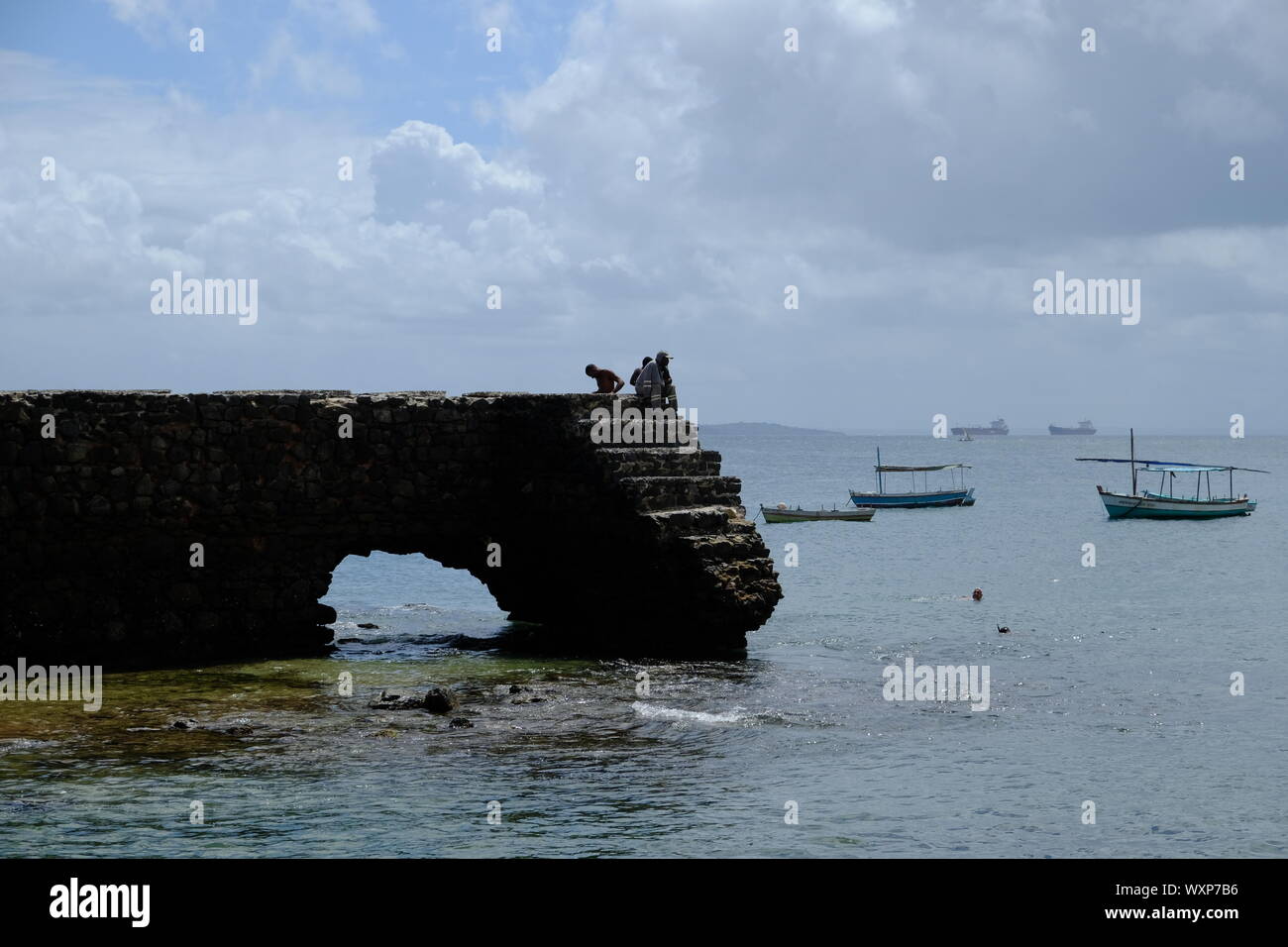 Le Brésil Salvador da Bahia Porto da Barra Beach vieux bateau quai Banque D'Images