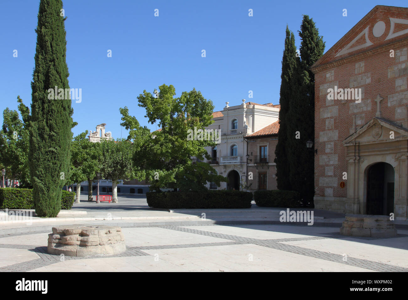 Autour d'office du tourisme, Alcala de Henares, vestiges romains Banque D'Images
