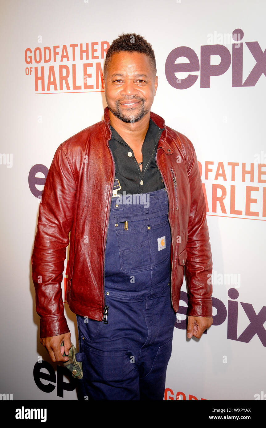 Cuba Gooding Jr occupe le parrain de Harlem le dépistage à l'Apollo Theatre de New York. Banque D'Images