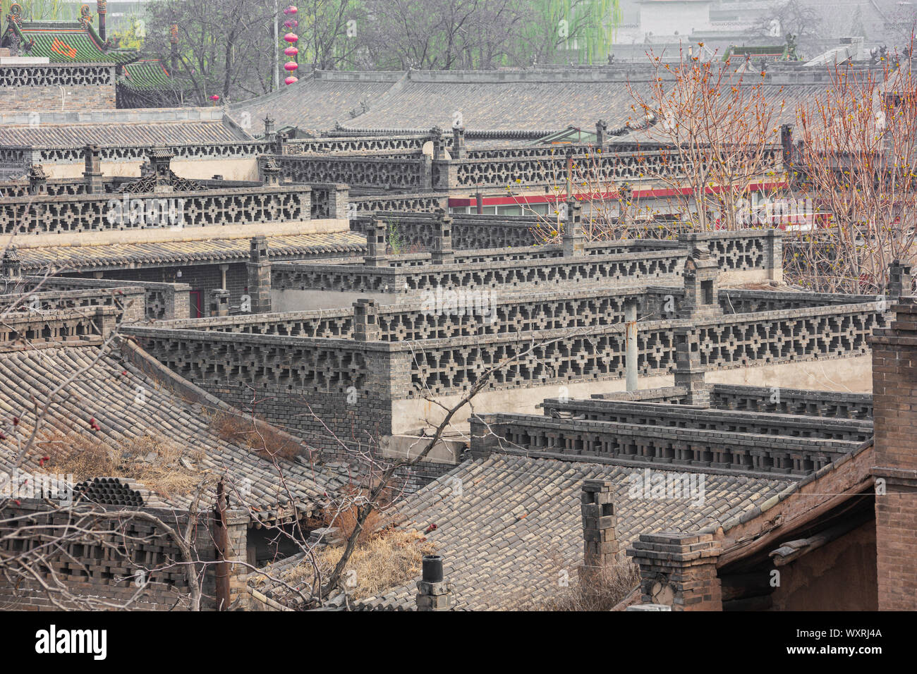 Les toits de la vieille ville de Pingyao vu depuis le mur de la ville Banque D'Images