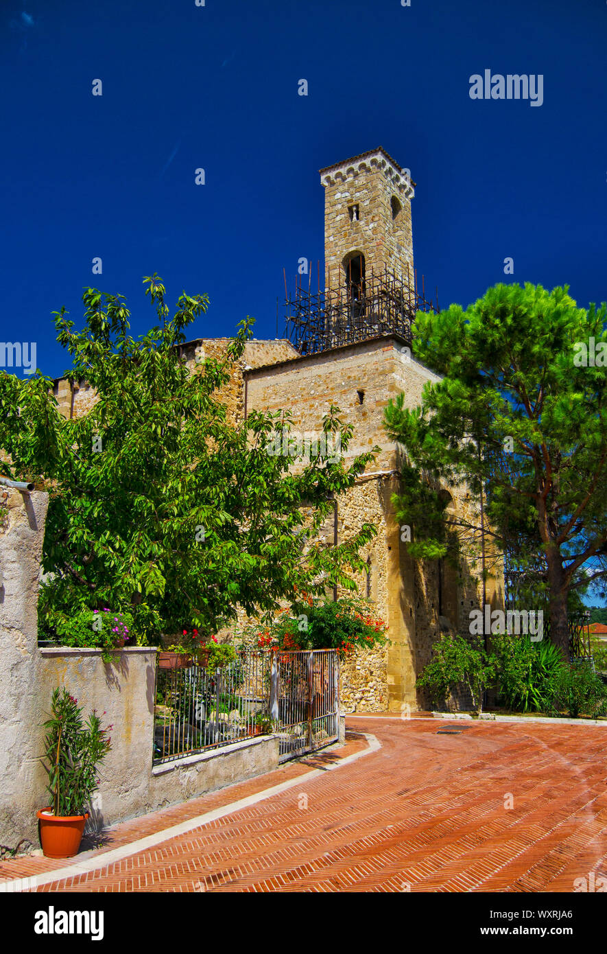 Après le tremblement de terre recostruction dans le magnifique village de Teramo, Abruzzes, Italie. Dans la région de Bomba est situé à l'escalier saint (Scala Sancta) Banque D'Images