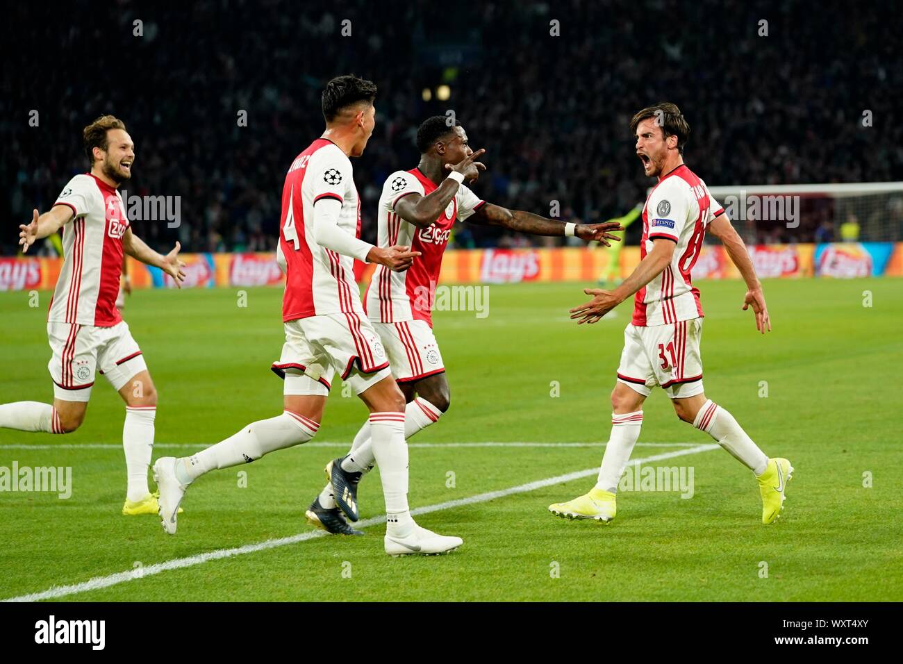 Amsterdam, Pays-Bas. Sept 17, 2019. 17-09-2019 LIGUE DES CHAMPIONS : * : AJAX-LILLE : AMSTERDAM Nicolas Tagliafico (Ajax) 3-0 pour l'Ajax lors de la Ligue des Champions 2019-2020 Groupe H match entre l'Ajax-Lille le 17 septembre 2019 à Amsterdam, Pays-Bas. Credit : Sander Chamid/SCS/AFLO/Alamy Live News Banque D'Images