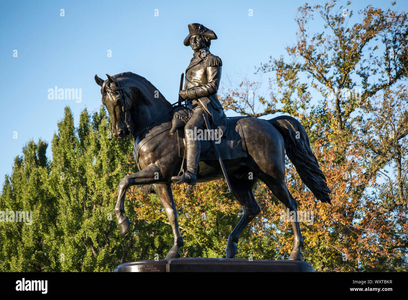 Statue en bronze monument de George Washington et cheval dans le Jardin Public de Boston, Massachusetts, USA Banque D'Images