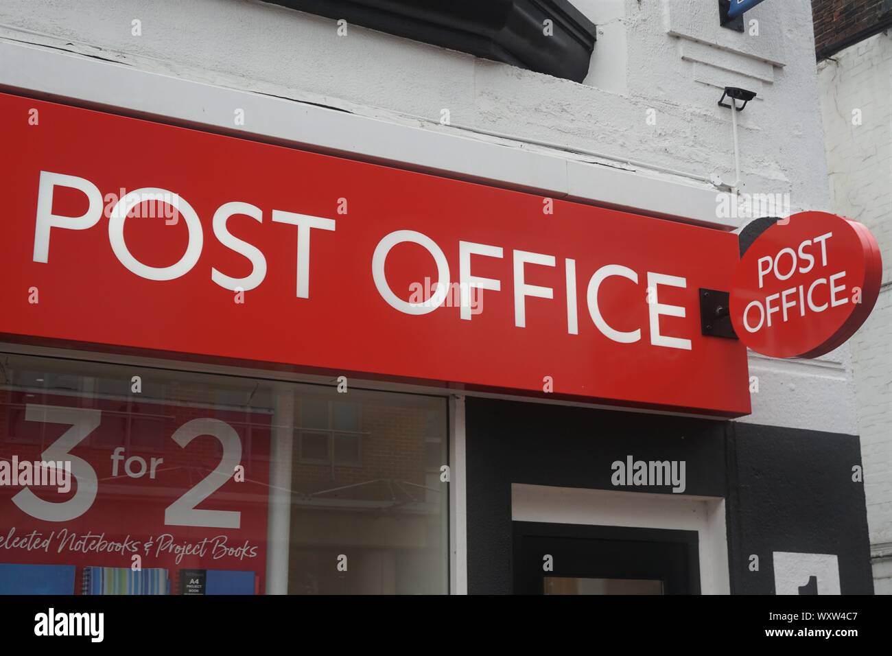 Post Office In Reading Town Centre