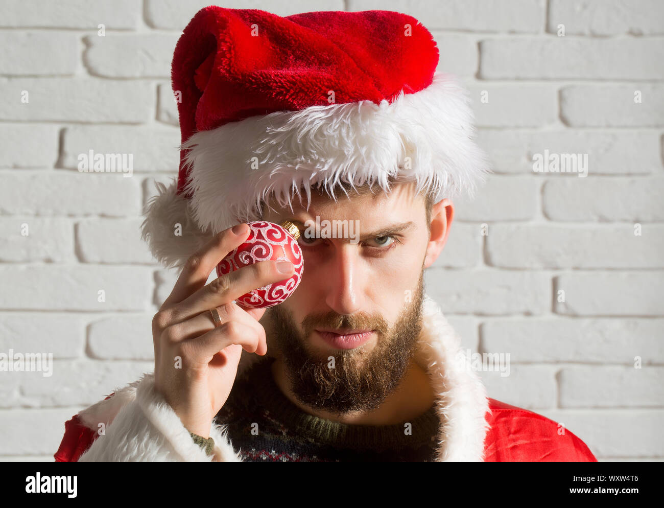 L'Image de l'Homme de Noël en 2024 : Évolution et Réflexions