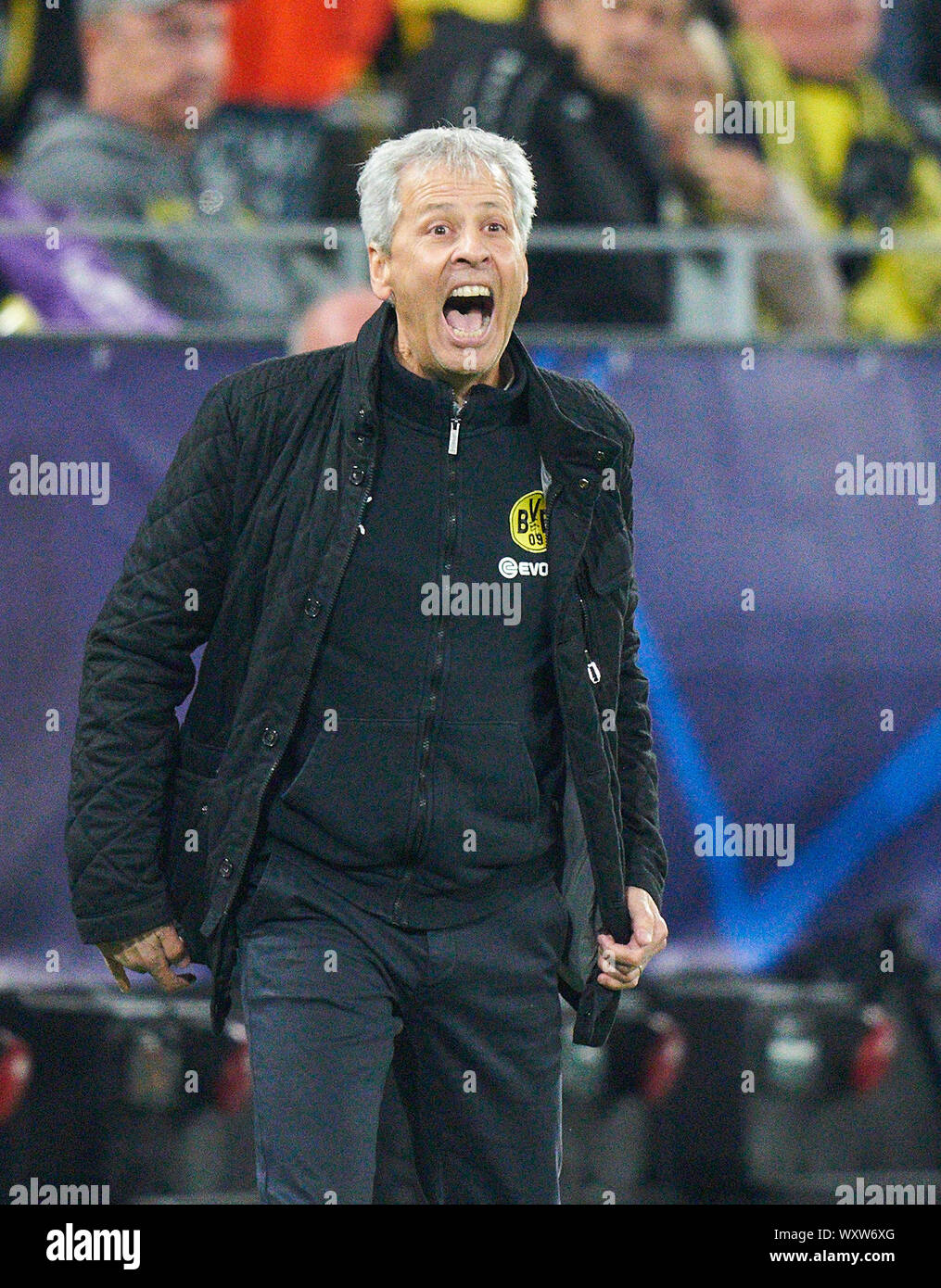 Lucien FAVRE, chef formateur - BVB gesticuler, donner des instructions, action, seule image, le geste, un mouvement de la main, en soulignant, d'interpréter, de mimik, Borussia Dortmund - FC BARCELONA 0-0 Ligue des Champions, Dortmund, le 17 septembre 2019 saison 2019/2020, phase Groupe Groupe F, BVB, Barca © Peter Schatz / Alamy Live News Banque D'Images