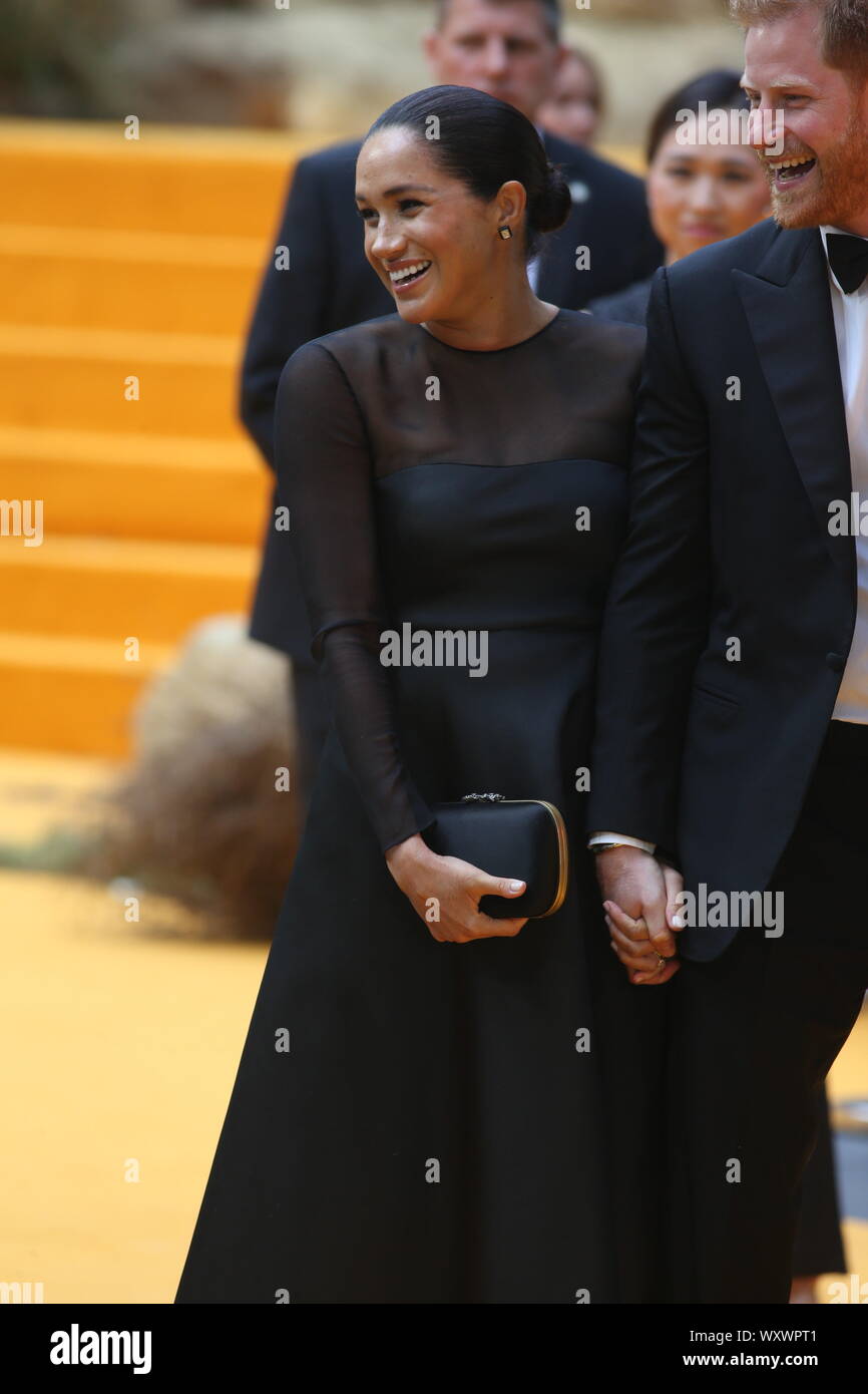 Le prince Harry, duc de Sussex et Meghan, duchesse de Sussex assister à 'Le Roi Lion' première Européenne à Leicester Square, le 14 juillet 2019 à Londres, en Angleterre. Banque D'Images