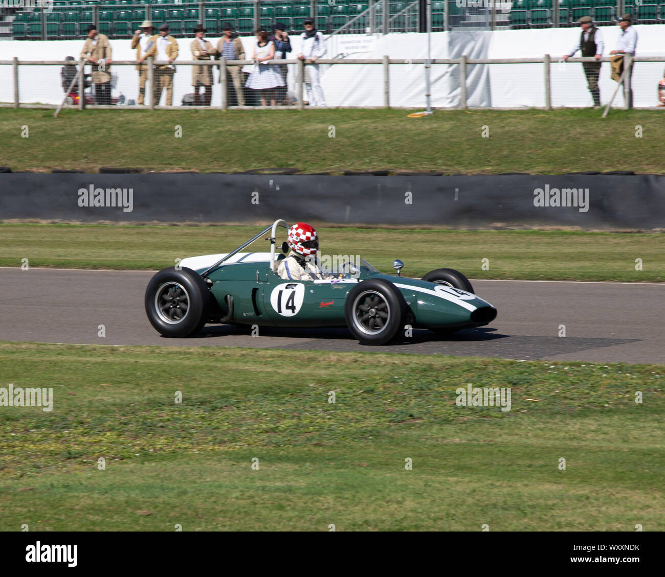 Photographie Ancienne - Course Grand Prix De Monaco Avec Bruce McLaren Et Richie Ginther - Occasion