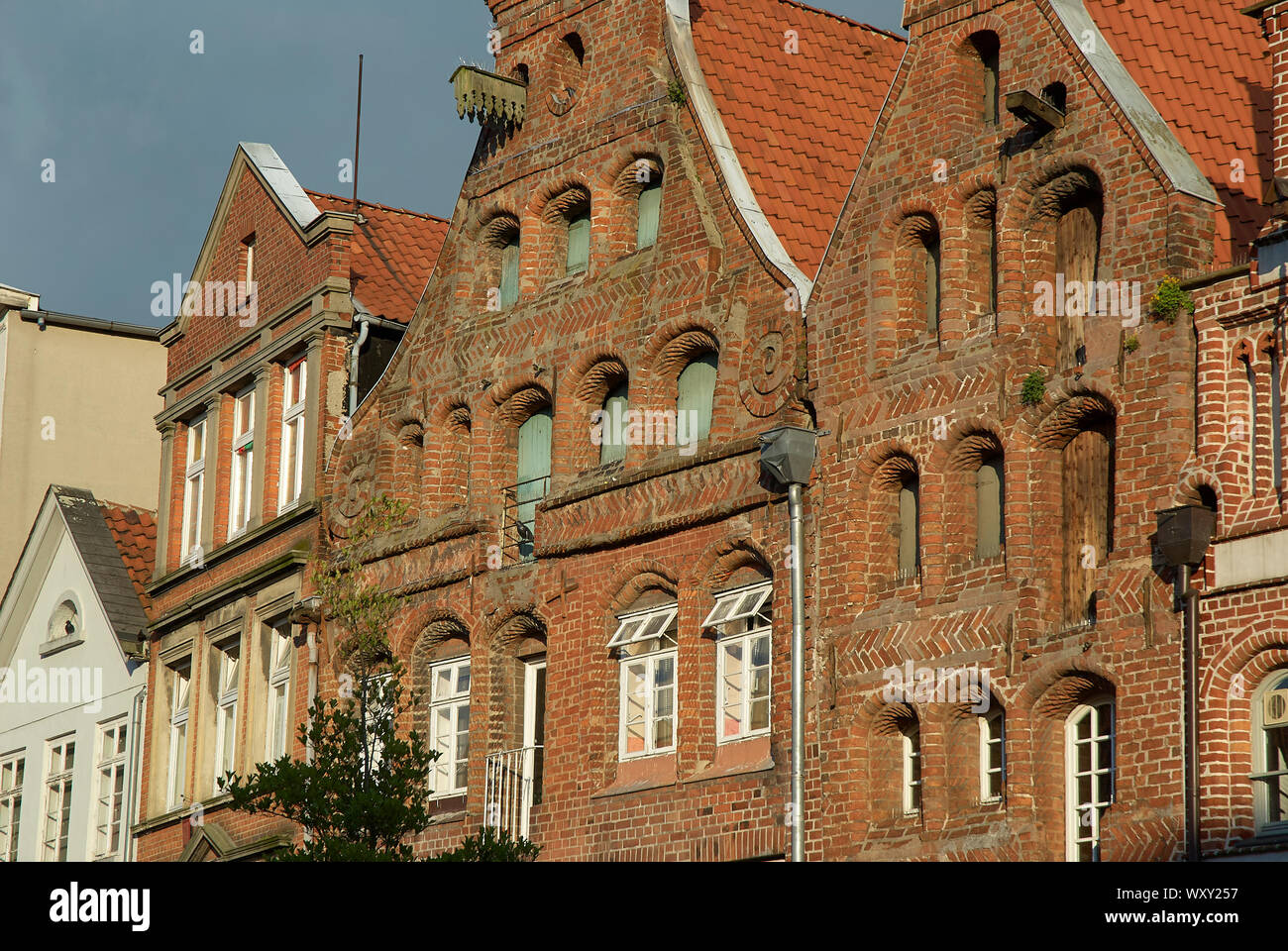 Maison gothique en brique gables dans la vieille Hanse ville Lüneburg Banque D'Images