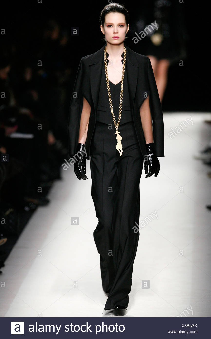Saint Laurent Porter Tous Paris À Automne Hiver Prêt Yves Les pLSMVUjzqG