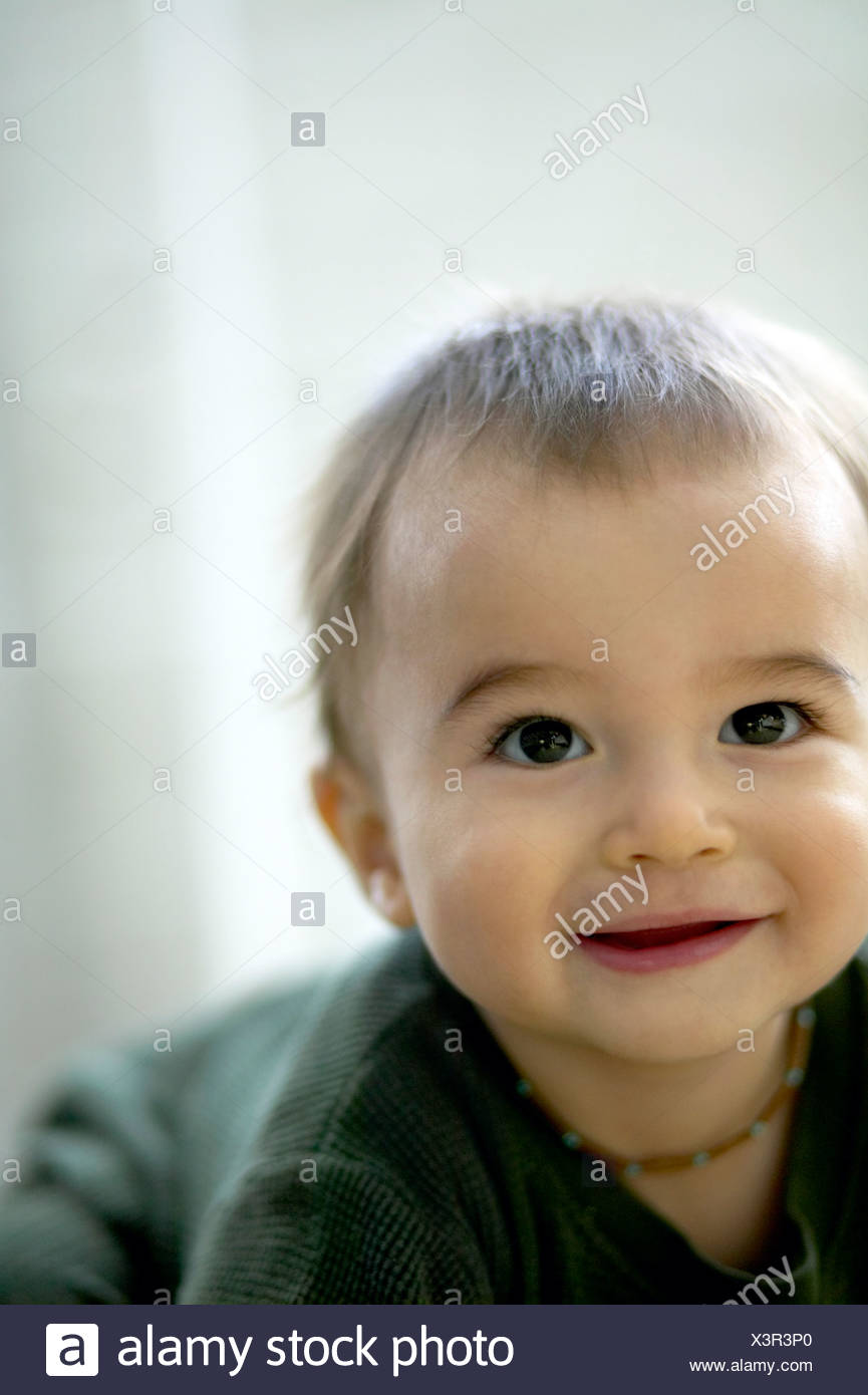 L Age De 10 Mois Bebe Garcon Eurasien Montreal Quebec Canada Photo Stock Alamy