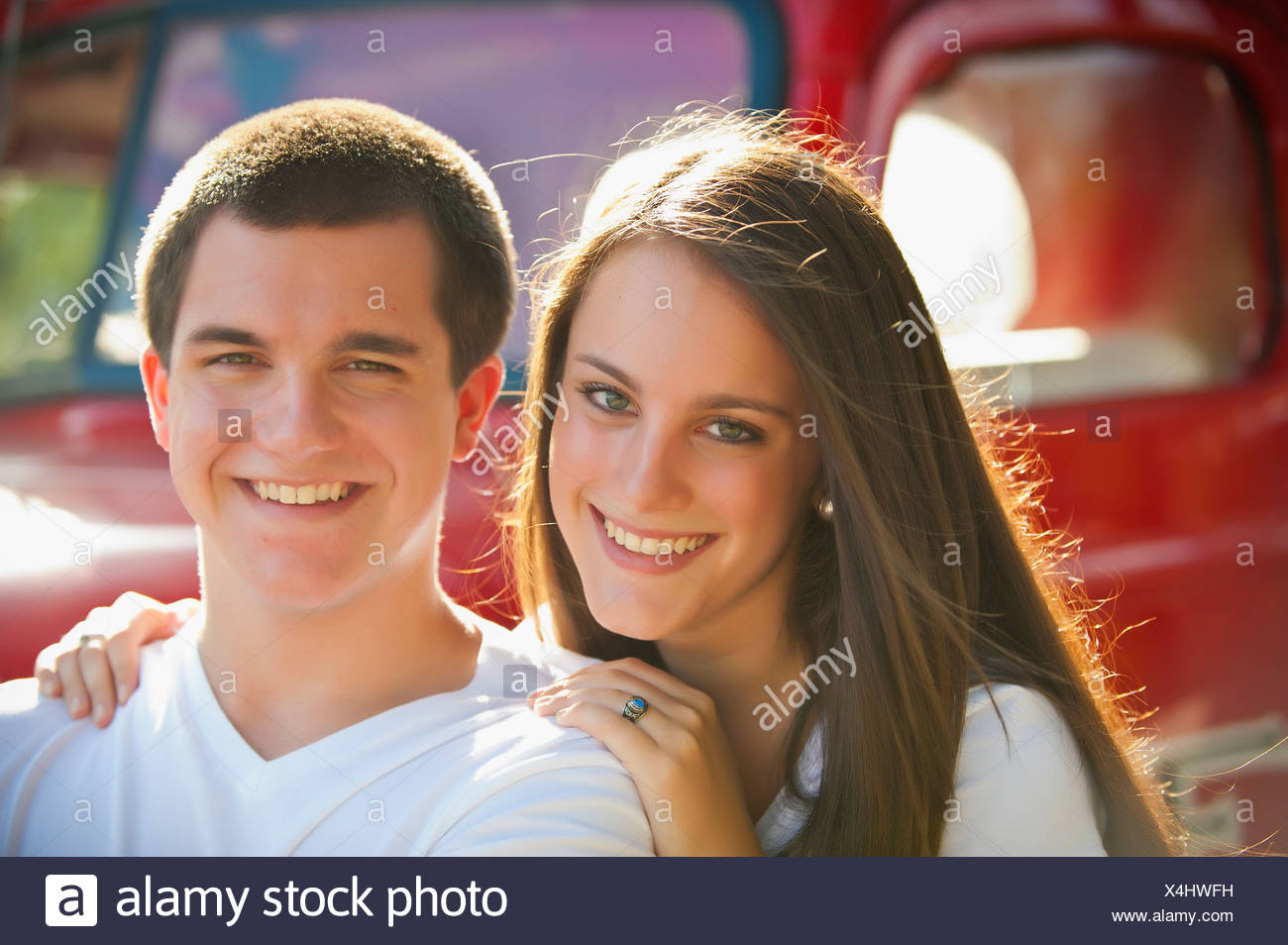 Fraternal Twins Teenage Boys Looking Banque D Image Et Photos Alamy