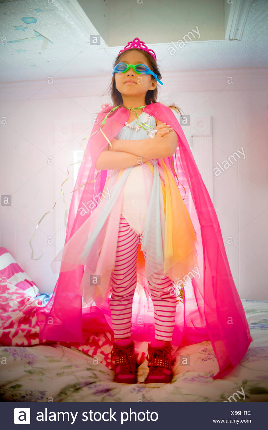 Portrait of young girl wearing fancy dress costume Banque D'Images