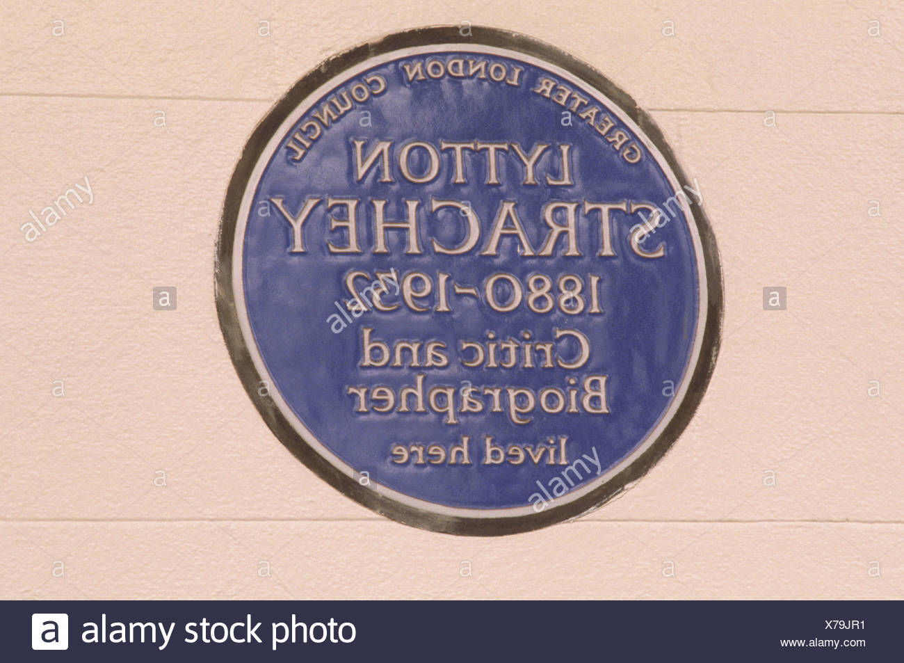 Blue Plaque Lytton Strachey critique et biographe Bloomsbury Group Gordon Square London England UK plaques commémoratives Banque D'Images
