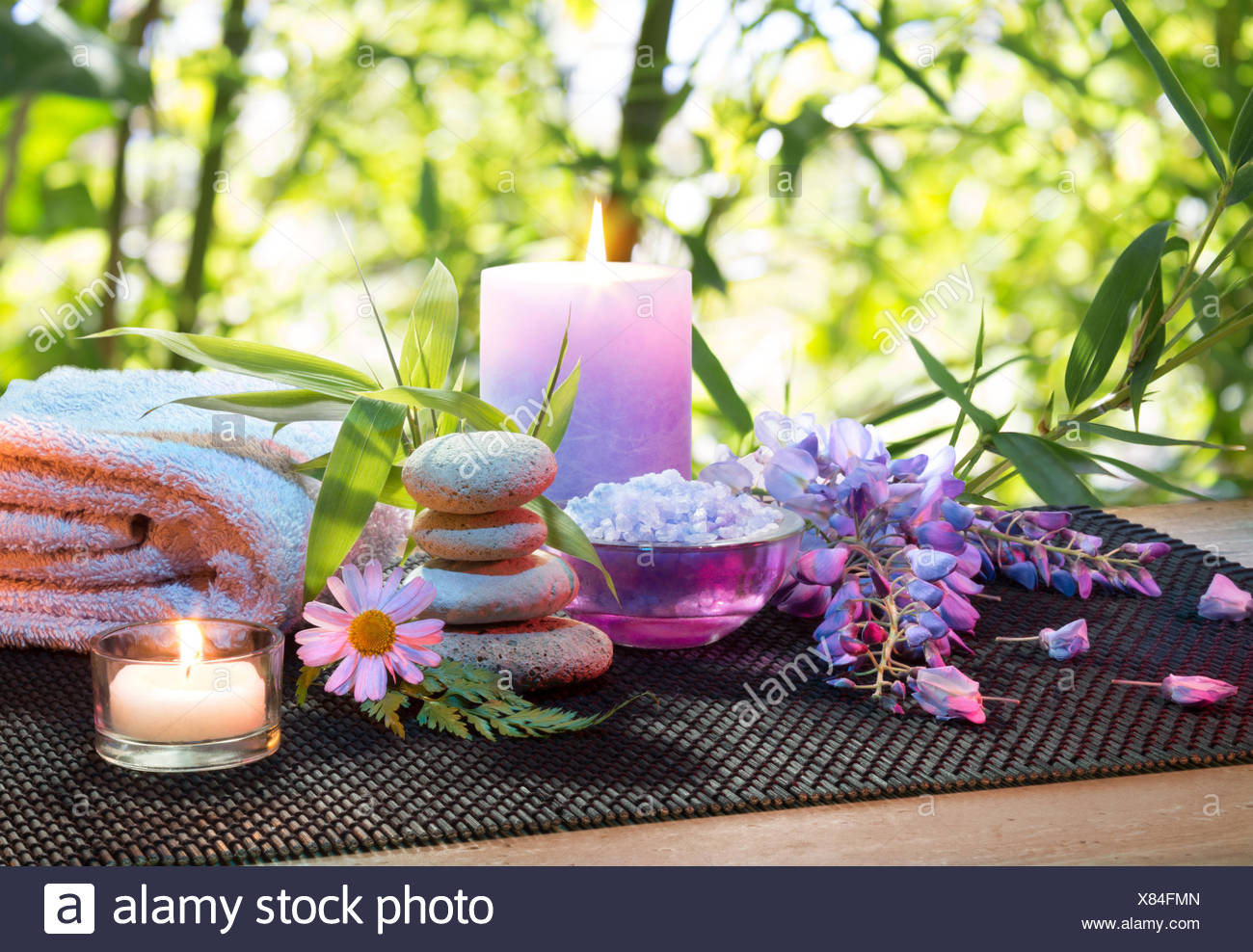 Fleur Plante Massage Bambou Spa Bains Medicinaux Spring Spring Tour Bien Etre Zen Relaxation Sante Culture Feuilles Photo Stock Alamy