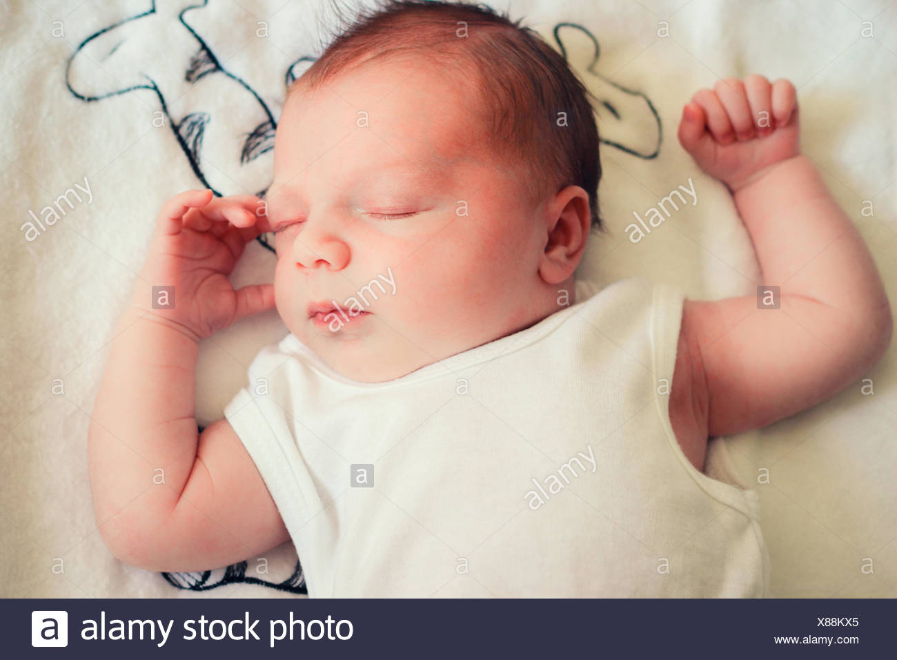 Vue De Dessus De Bebe Nouveau Ne Garcon Endormi Photo Stock Alamy