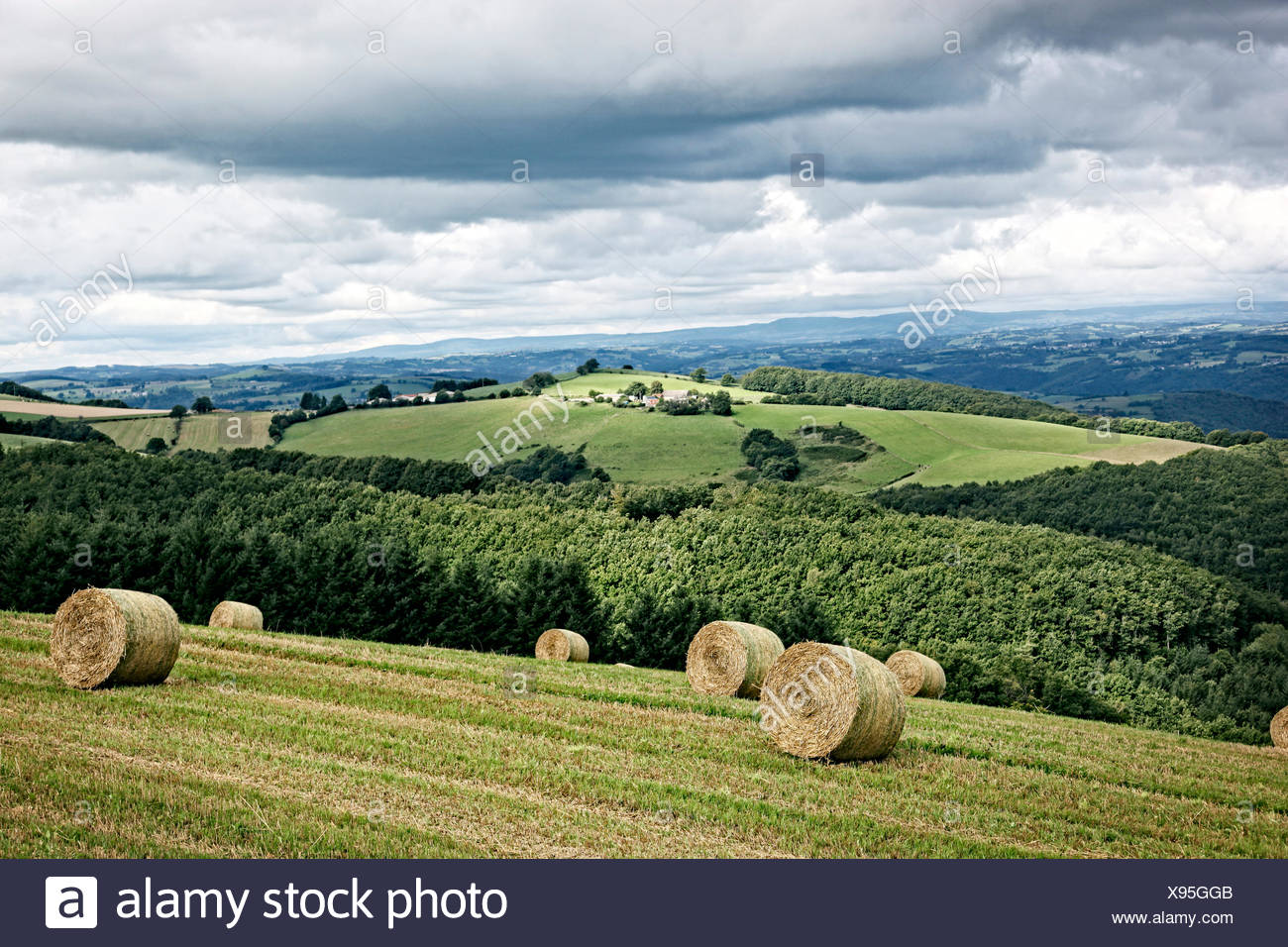 Paysage du Cantal en Auvergne, France. Banque D'Images